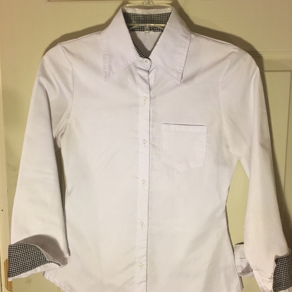 Button down blouse - Picture 2 of 5